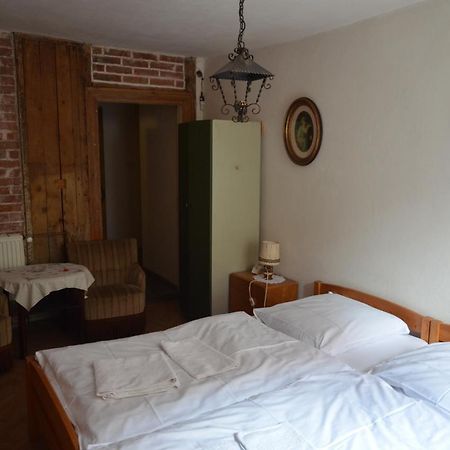 Altstadthotel Zum Goldenen Anker Любек Экстерьер фото
