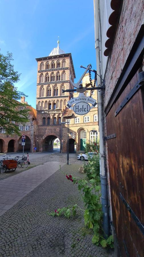 Altstadthotel Zum Goldenen Anker Любек Экстерьер фото