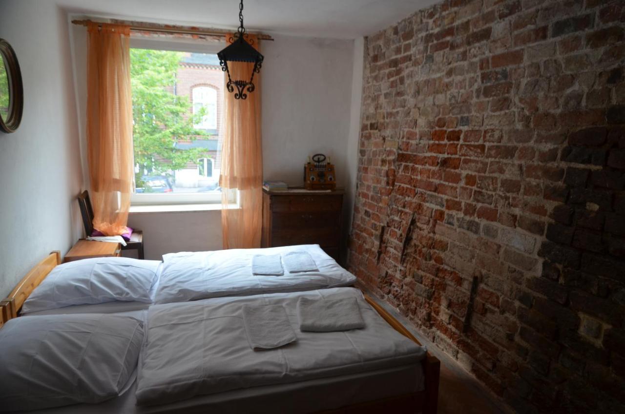 Altstadthotel Zum Goldenen Anker Любек Экстерьер фото